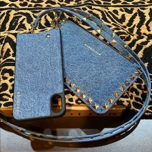 💙💙📱💙💙Bandolier iphone Case & Pouch